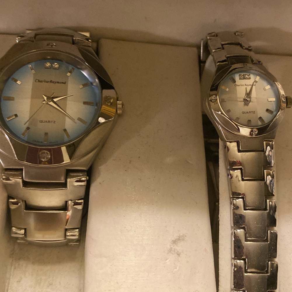 Charles Raymond His & Hers watch set.